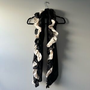 Wayne M Kleski black and cream ruffle scarf